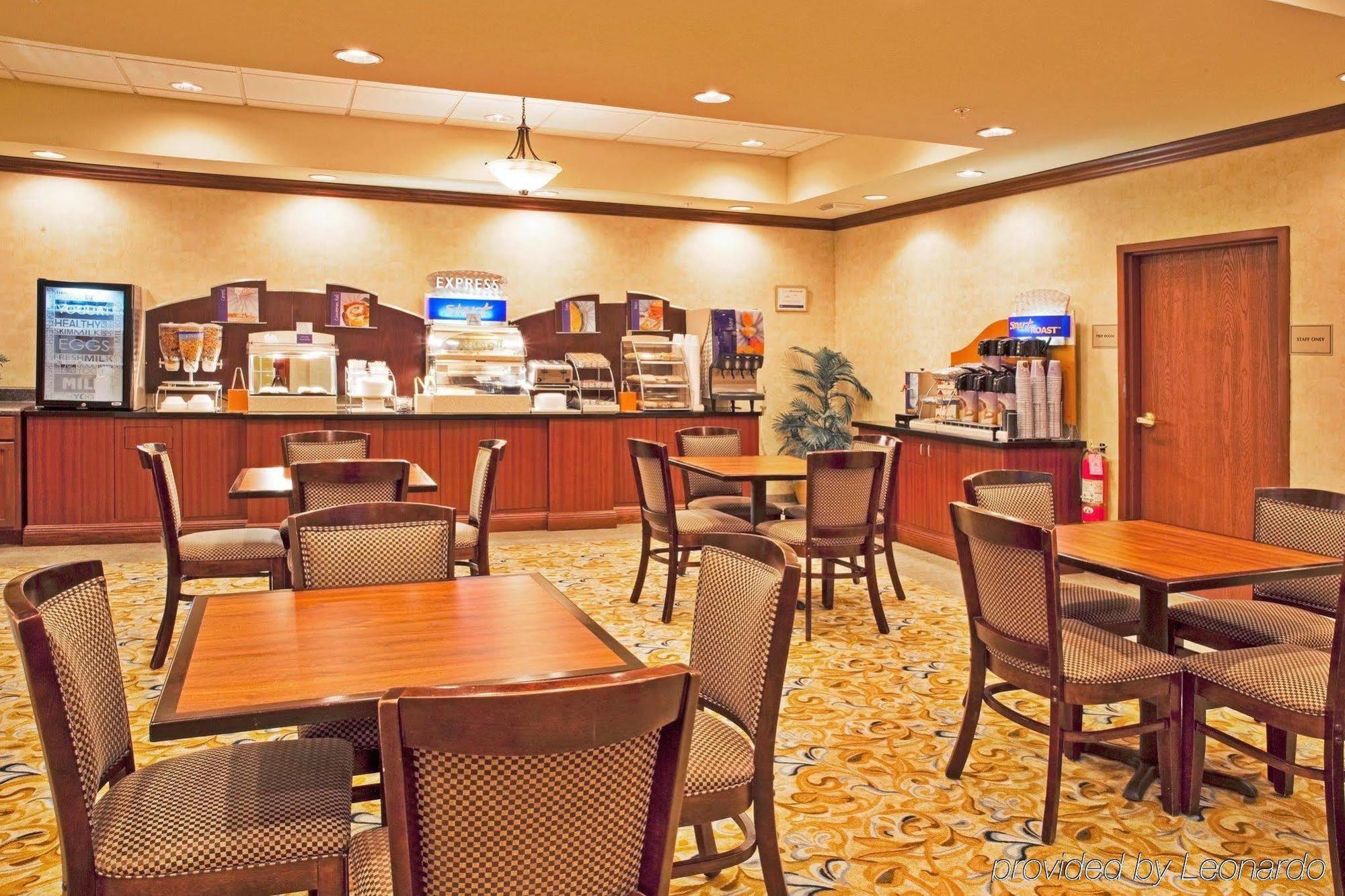 Holiday Inn Express Hotel & Suites Bartow By Ihg Экстерьер фото